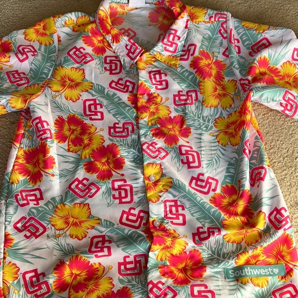 San Diego Padres Hawaiian Collared Shirts - Picture 1 of 4